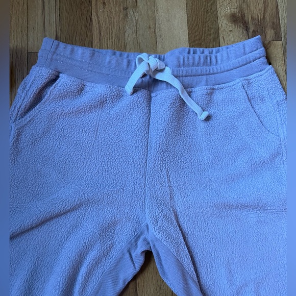 Faux fur jogger lounge set - Picture 5 of 6